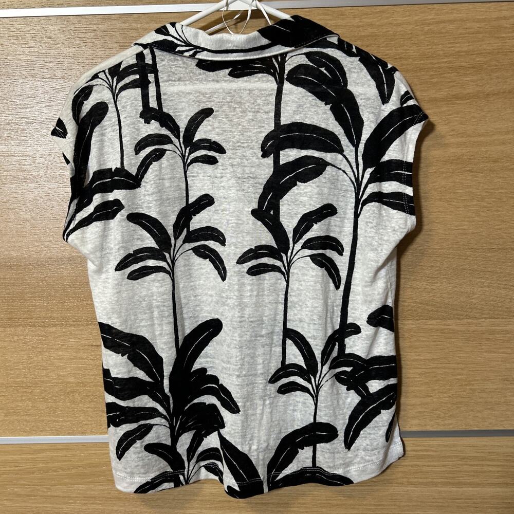 Tahari Women sz S 100% Linen Black White Palm Print Tropical Top V-neck Nautical - Picture 3 of 6